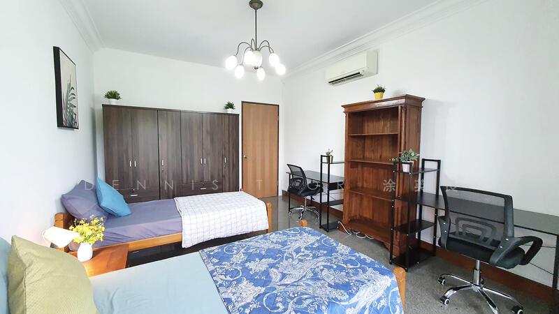 Westcove Condo, 12 West Coast Crescent, 3 Bedrooms, 1,098 sqft, Condominium For Rent, by Dennis Thor 涂英良, 60004837 - Bedroom 3 with wardrobes - PropertyGuru.com.sg