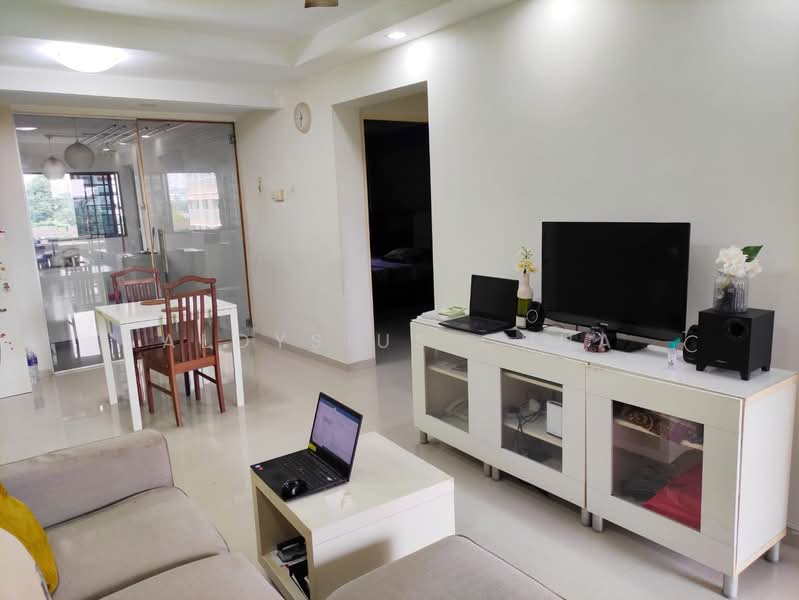 715 Clementi West Street 2, 715 Clementi West Street 2, Room Rental, 150 sqft, HDB Flat For Rent, by Aloysius Chua, 60004976 - Living Room - PropertyGuru.com.sg