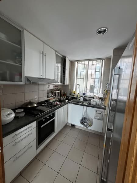 Goldenhill Park Condo, 60 Mei Hwan Drive, 3 Bedrooms, 1,539 sqft, Condominium For Rent, by Snow Ren Xuehui, 60004981 - Kitchen - PropertyGuru.com.sg