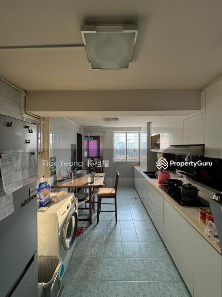 For Sale - 152 Mei Ling Street