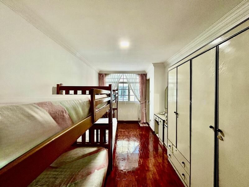 3 Sty 999 Semi-D Near Kovan Mrt , 1 Km To Holy Innocents School, Jalan Arif, Jalan Tani, Poh Huat Road, 6 Bedrooms, 3,600 sqft, Semi-Detached House For Sale, by Phoenix Tan Feng Huang, 60005107 - PropertyGuru.com.sg