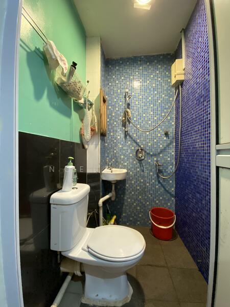10C Kim Keat Road, Balestier / Toa Payoh, 5 Bedrooms, 1,300 sqft, Apartment For Sale, by Noelle Lim, 60005130 - Bathroom - PropertyGuru.com.sg