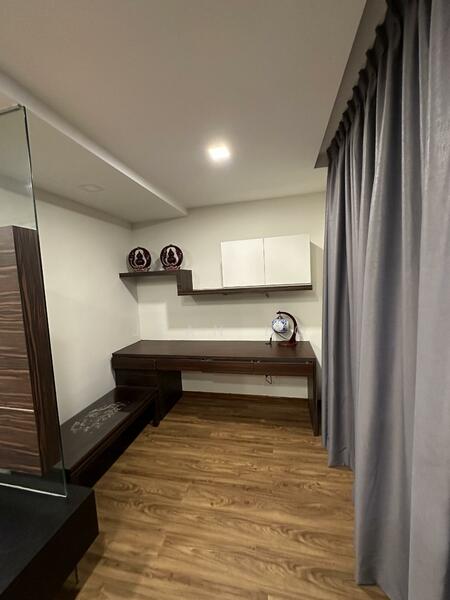 Yong Seng Estate, Jalan Senang, Eunos / Geylang / Paya Lebar, Room Rental, 200 sqft, Terraced House For Rent, by Jean Ho, 60005178 - Study - PropertyGuru.com.sg