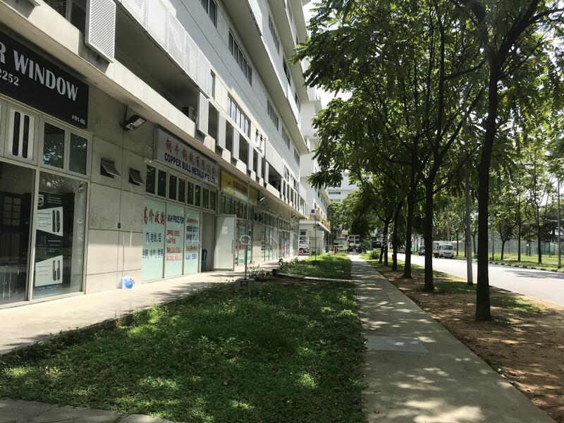 Pioneer Point, 5 Soon Lee Street, 958 sqft, Factory / Workshop (B2) For Sale, by Lisa Ong 王镁侥, 60005349 - CommercialGuru.com.sg