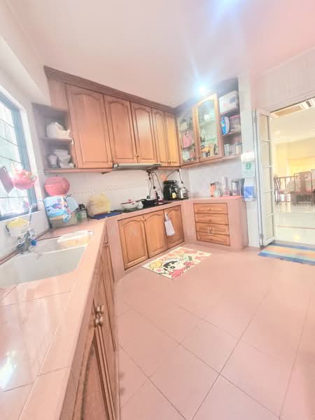 Hong Lee place, Hong Lee place, 4 Bedrooms, 2,399 sqft, Terraced House For Sale, by Alan Chua, 60005357 - PropertyGuru.com.sg
