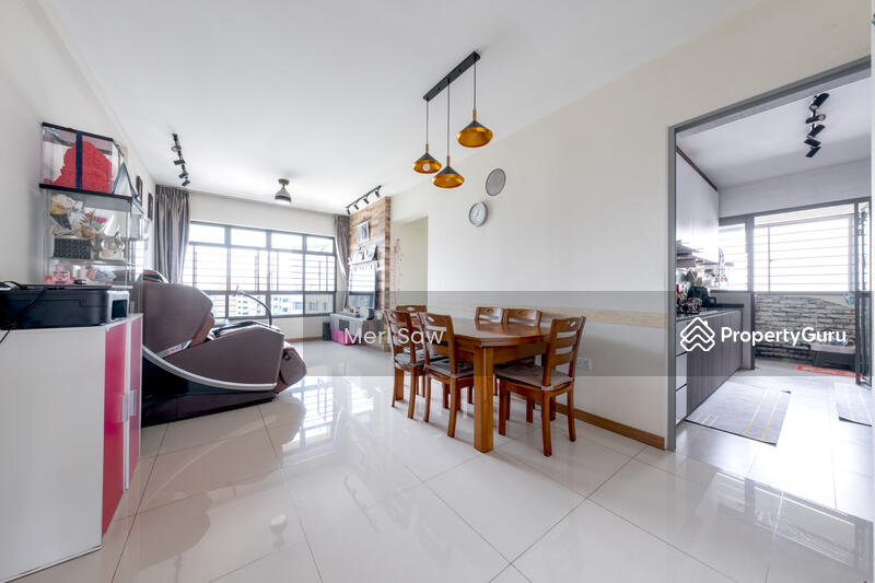 For Sale - 479B Yishun Street 42