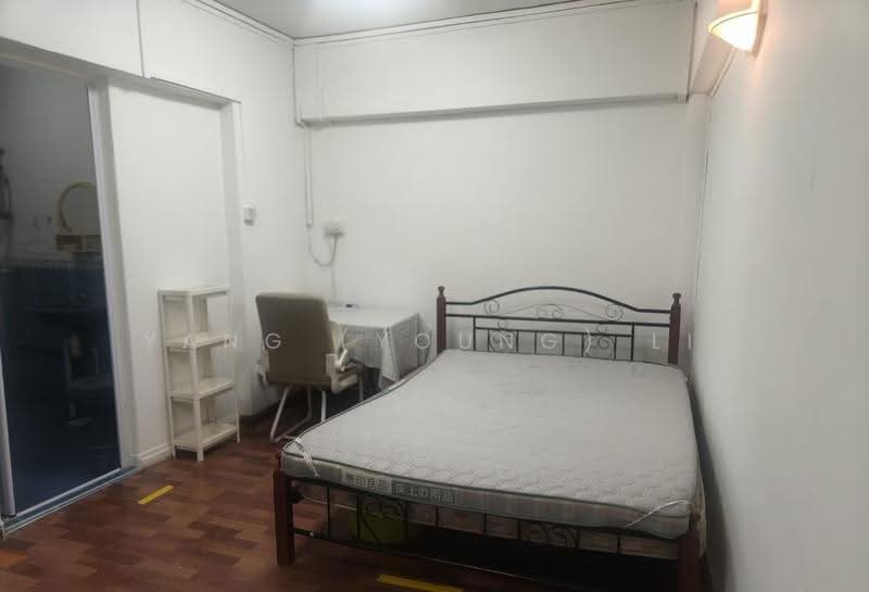 613 Clementi West Street 1, 613 Clementi West Street 1, Buona Vista / West Coast / Clementi New Town, Room Rental, 180 sqft, HDB Flat For Rent, by Yang (Young) Li, 60005885 - Bedroom - PropertyGuru.com.sg