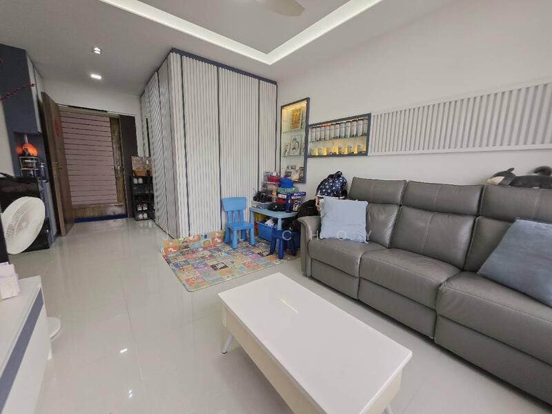 460D Bukit Batok West Avenue 9, 460D Bukit Batok West Avenue 9, 3 Bedrooms, 1,001 sqft, HDB Flat For Sale, by Joel Choy, 60006011 - PropertyGuru.com.sg