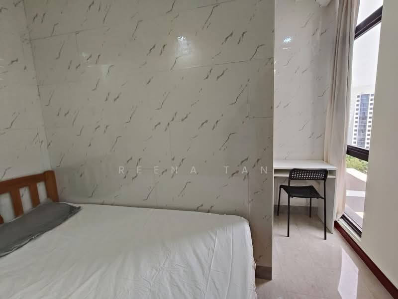 The Mayfair, 1 Jurong East Street 32, Room Rental, 150 sqft, Condominium For Rent, by Reena Tan, 60006119 - Bedroom - PropertyGuru.com.sg
