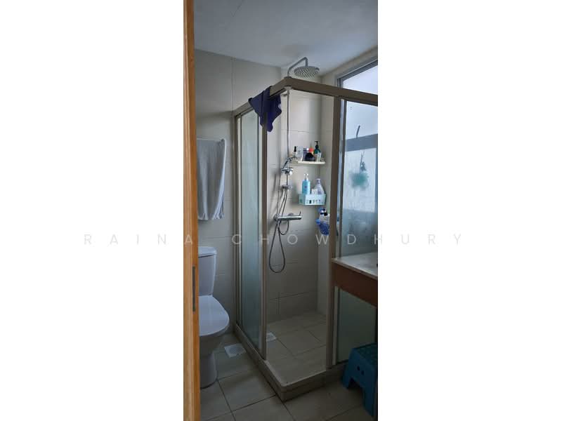 The Lakeshore, 31 Jurong West Street 41, 2 Bedrooms, 1,044 sqft, Condominium For Rent, by Raina Chowdhury, 60006143 - PropertyGuru.com.sg