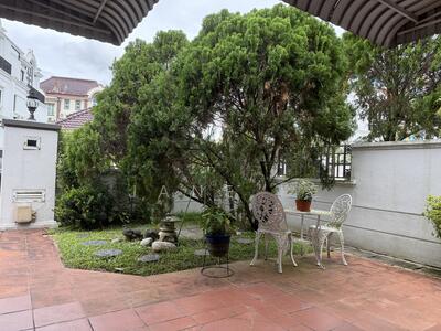 For Sale - Burgundy Hill