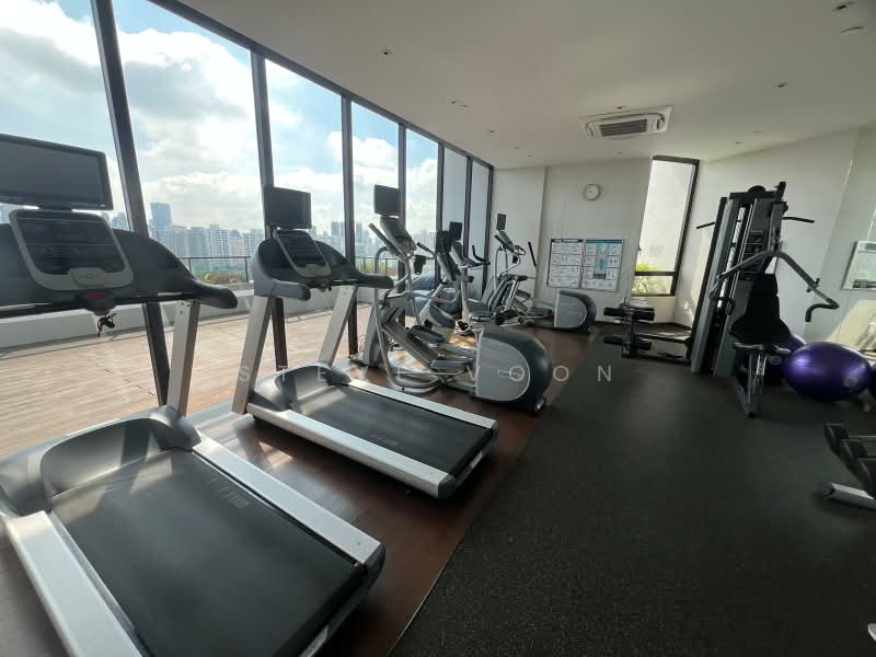 The Crest, 101 Prince Charles Crescent, Room Rental, 180 sqft, Condominium For Rent, by Steve Voon, 60006300 - Gym - PropertyGuru.com.sg