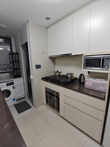 The Crest, 101 Prince Charles Crescent, Room Rental, 180 sqft, Condominium For Rent, by Steve Voon, 60006300 - Kitchen - PropertyGuru.com.sg