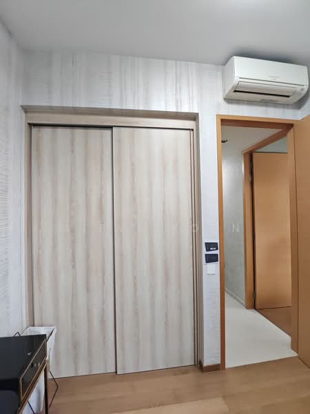 The Crest, 101 Prince Charles Crescent, Room Rental, 180 sqft, Condominium For Rent, by Steve Voon, 60006300 - CR5 - PropertyGuru.com.sg
