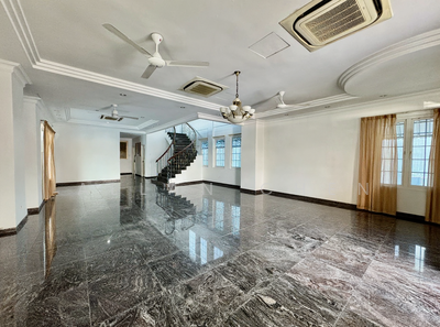 For Sale - 3 Storey Detached with Wide Frontage at Lorong H Telok Kurau