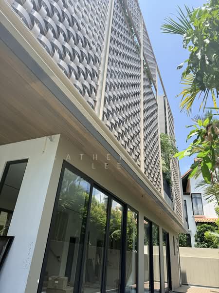 ★Eminence Landed★ Brand New Semi-D @ Hillcrest, Watten, Greenmead, Raffles Girls Pri, Hillcrest Road, 5 Bedrooms, 6,702 sqft, Semi-Detached House For Sale, by Catherine Lee, 60006464 - PropertyGuru.com.sg
