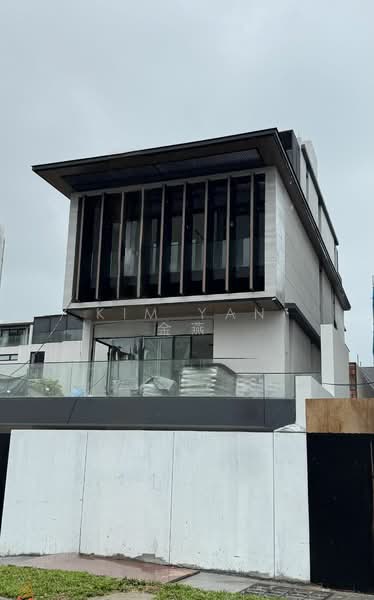 brand new and luxury bungalow, 4 levels with Lift, Swimming pool, Basement to Park 5 cars, Goodman Rd vicinity - call Kim Yan @ 81303636, 7 Bedrooms, 8,800 sqft, Bungalow House For Sale, by Kim Yan 金燕, 60006674 - PropertyGuru.com.sg