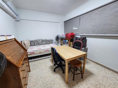 For Rent - 515 Jurong West Street 52