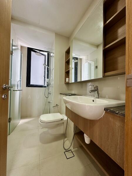 The Trilinq, Jalan Lempeng, 2 Bedrooms, 700 sqft, Condominium For Rent, by Pauline Chia, 60006978 - Bathroom - PropertyGuru.com.sg