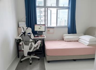 For Rent - 96A Henderson Road