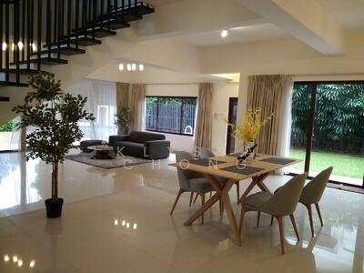 For Rent - Greenleaf place