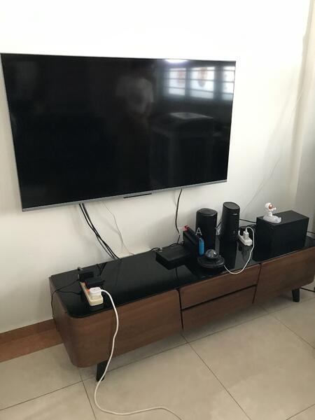 113 Simei Street 1, 113 Simei Street 1, 3 Bedrooms, 904 sqft, HDB Flat For Rent, by Leah Tay, 60007394 - Living Room - PropertyGuru.com.sg