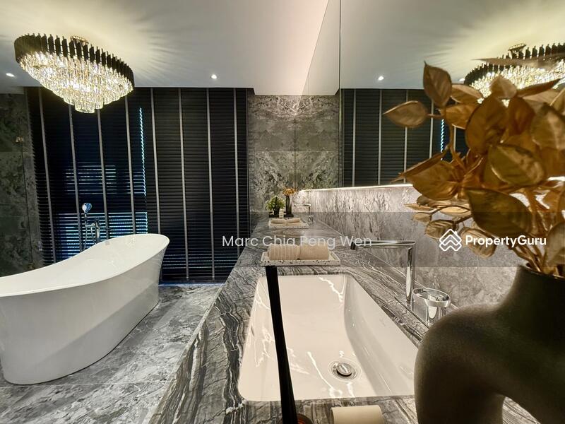 Masterbathroom-1