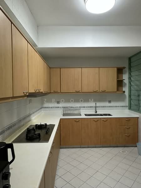 The Sunny Spring, 50 Lorong 40 Geylang, Room Rental, 150 sqft, Condominium For Rent, by ZRooom, 60007409 - Kitchen - PropertyGuru.com.sg
