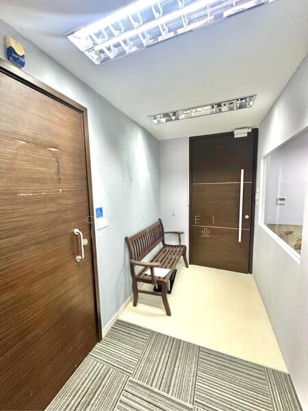 Eon Shenton, 70 Shenton Way, 1,259 sqft, Office For Sale, by Chia Yei (CY) 佳业, 60007799 - CommercialGuru.com.sg