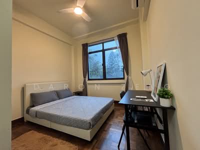 For Rent - Parc Oasis