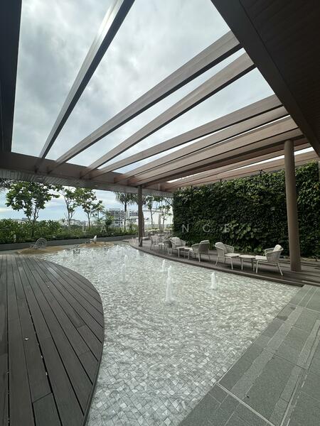 Pasir Ris 8, 8 Pasir Ris Drive 8, 2 Bedrooms, 721 sqft, Condominium For Rent, by Lawrence Wee, 60007860 - PropertyGuru.com.sg