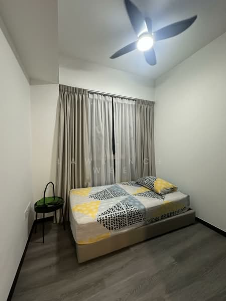 Pasir Ris 8, 8 Pasir Ris Drive 8, 2 Bedrooms, 721 sqft, Condominium For Rent, by Lawrence Wee, 60007860 - Bedroom - PropertyGuru.com.sg