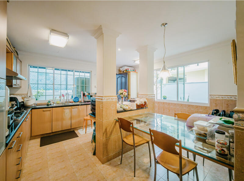 Fudu Park, Lentor Grove Semi-Detached House For Sale at S$ 6,200,000 | PropertyGuru Singapore - Kitchen