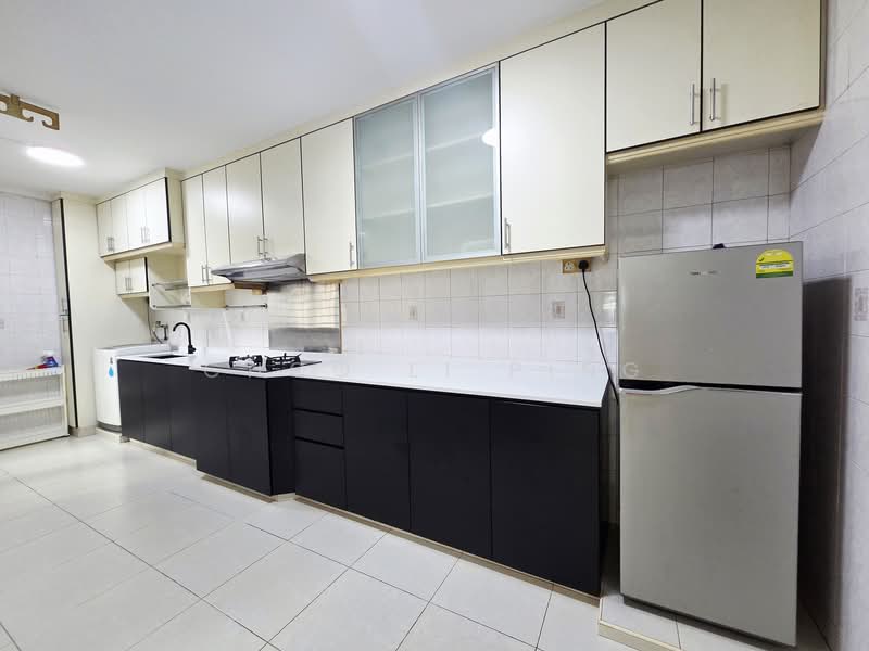 625 Jurong West Street 61, 625 Jurong West Street 61, 3 Bedrooms, 1,184 sqft, HDB Flat For Rent, by Choo Li Ping, 60008011 - Kitchen - PropertyGuru.com.sg