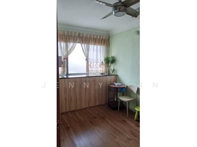 For Rent - 707 Jurong West Street 71