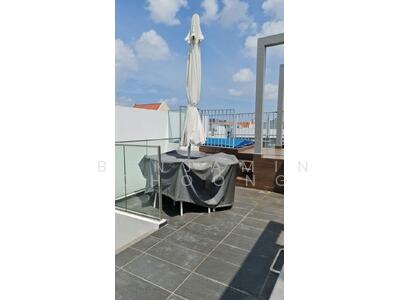 For Sale - Guillemard Edge