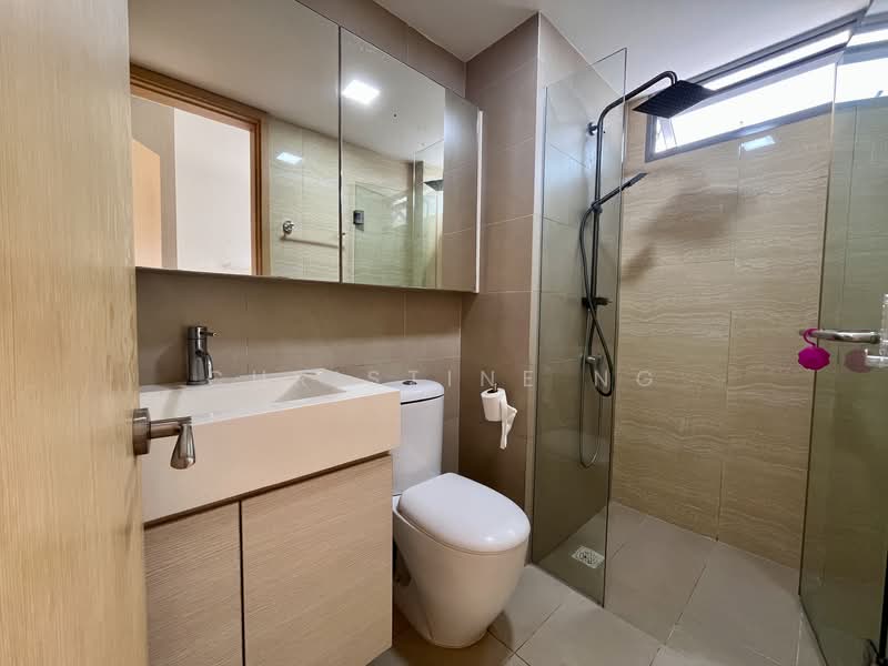 A Treasure Trove, 54 Punggol Walk, 2 Bedrooms, 750 sqft, Condominium For Rent, by Christine Ng, 60008190 - Master Bathroom - PropertyGuru.com.sg