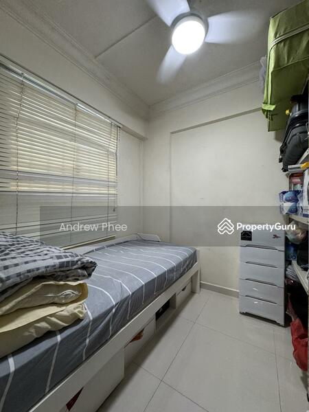 Room 4 / study