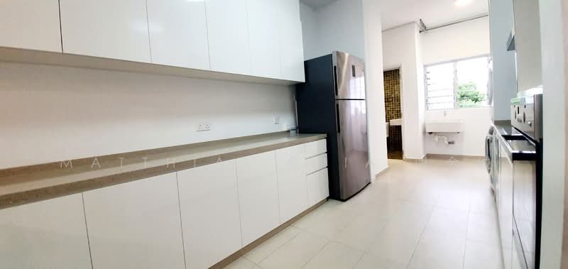 Ridgewood Condominium, 61 Mount Sinai Drive, Tanglin / Holland / Bukit Timah, 4 Bedrooms, 2,002 sqft, Condominium For Rent, by Matthias Chia 谢金城, 60008315 - Kitchen - PropertyGuru.com.sg