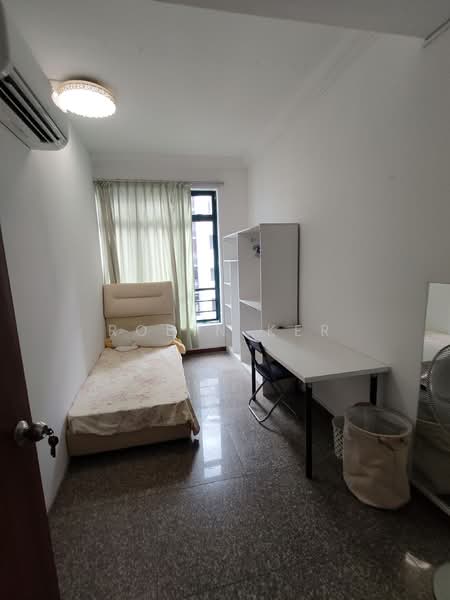 Regal Court, 17 Kim Keat Road, 3 Bedrooms, 1,173 sqft, Apartment For Rent, by Robin Ker, 60008463 - PropertyGuru.com.sg