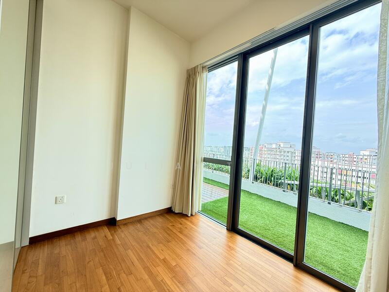 The Tembusu Condominium For Sale at S$ 1,890,000 | PropertyGuru Singapore - Bedroom 1