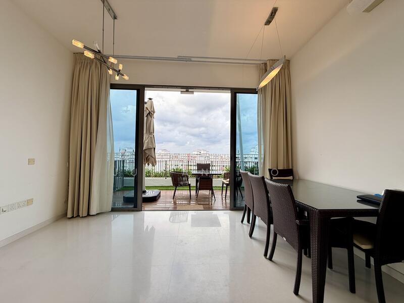 The Tembusu Condominium For Sale at S$ 1,890,000 | PropertyGuru Singapore - Living Hall