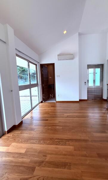 For Rent - Spacious Modern Home At Oxley Road.