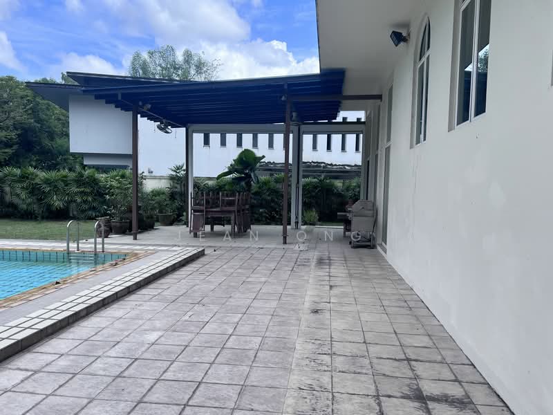⭐️⭐️D11 GOOD VALUE 2.5 STOREY RENOVATED BUNGALOW. HIGH CEILING.☎️ JEAN 93571119, Swiss Club Road/Jln Senandong, 9 Bedrooms, 10,000 sqft, Good Class Bungalow For Sale, by Jean Ong, 60008808 - PropertyGuru.com.sg