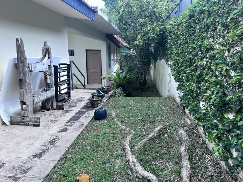 ⭐️⭐️D11 GOOD VALUE 2.5 STOREY RENOVATED BUNGALOW. HIGH CEILING.☎️ JEAN 93571119, Swiss Club Road/Jln Senandong, 9 Bedrooms, 10,000 sqft, Good Class Bungalow For Sale, by Jean Ong, 60008808 - PropertyGuru.com.sg