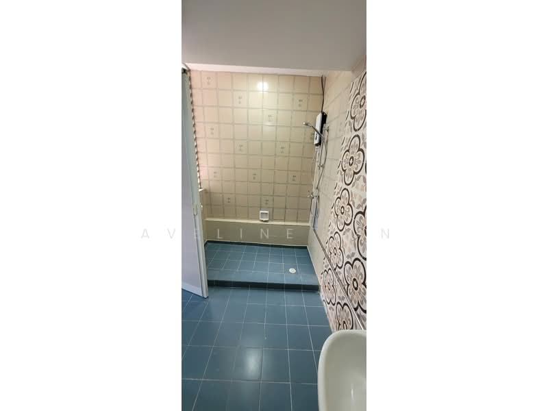 Balestier Plaza, 400 Balestier Road, 3 Bedrooms, 1,625 sqft, Apartment For Sale, by Aveline Tan, 60009001 - Bathroom - PropertyGuru.com.sg