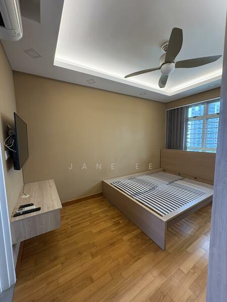 666A Punggol Drive, 666A Punggol Drive, 2 Bedrooms, 732 sqft, HDB Flat For Rent, by Jane Ee, 60009003 - Master bedroom - PropertyGuru.com.sg