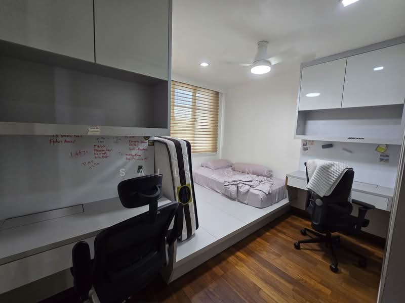 Villa De West, 385 Pasir Panjang Road, 3 Bedrooms, 1,378 sqft, Condominium For Rent, by Sally Ong, 60009066 - Bedroom - PropertyGuru.com.sg