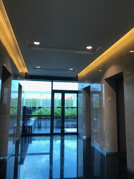 Vision Exchange, Venture Drive, Boon Lay / Jurong / Tuas, 1,541 sqft, Office For Sale, by James Ng H H, 60009137 - Corridor - CommercialGuru.com.sg