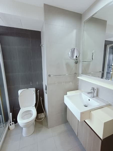 139A Lorong 1A Toa Payoh, 139A Lorong 1A Toa Payoh, 3 Bedrooms, 979 sqft, HDB Flat For Rent, by Lin Shao, 60009175 - Bathroom - PropertyGuru.com.sg